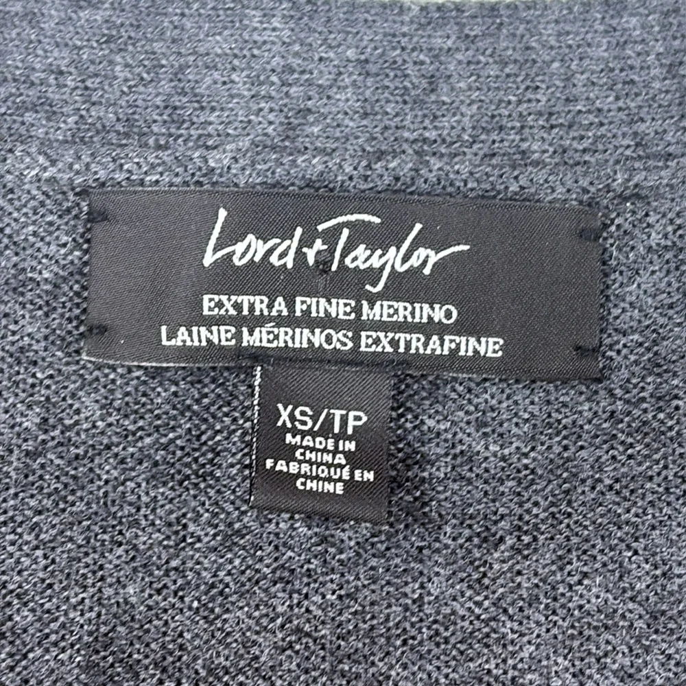 Lord‎ & Taylor Cardigan Womans XS Merino Wool
